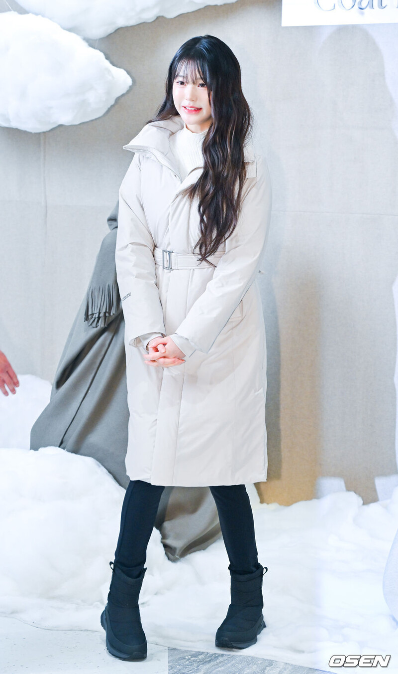 241124 Jang Wonyoung at EIDER Brand Photo Event documents 5