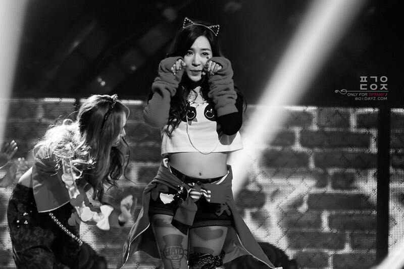 130106 Girls' Generation Tiffany at KBS Hope Concert documents 5