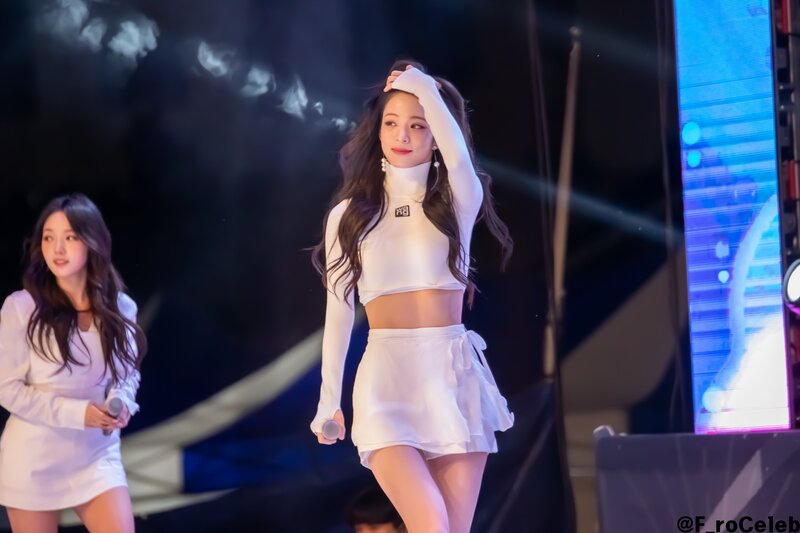 221028 fromis_9 Chaeyoung - Hanbat National University Festival documents 7