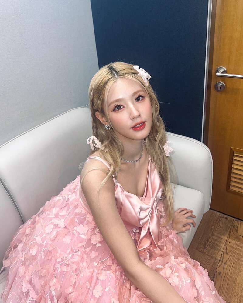 221229 (G)I-DLE Miyeon Instagram Update documents 1