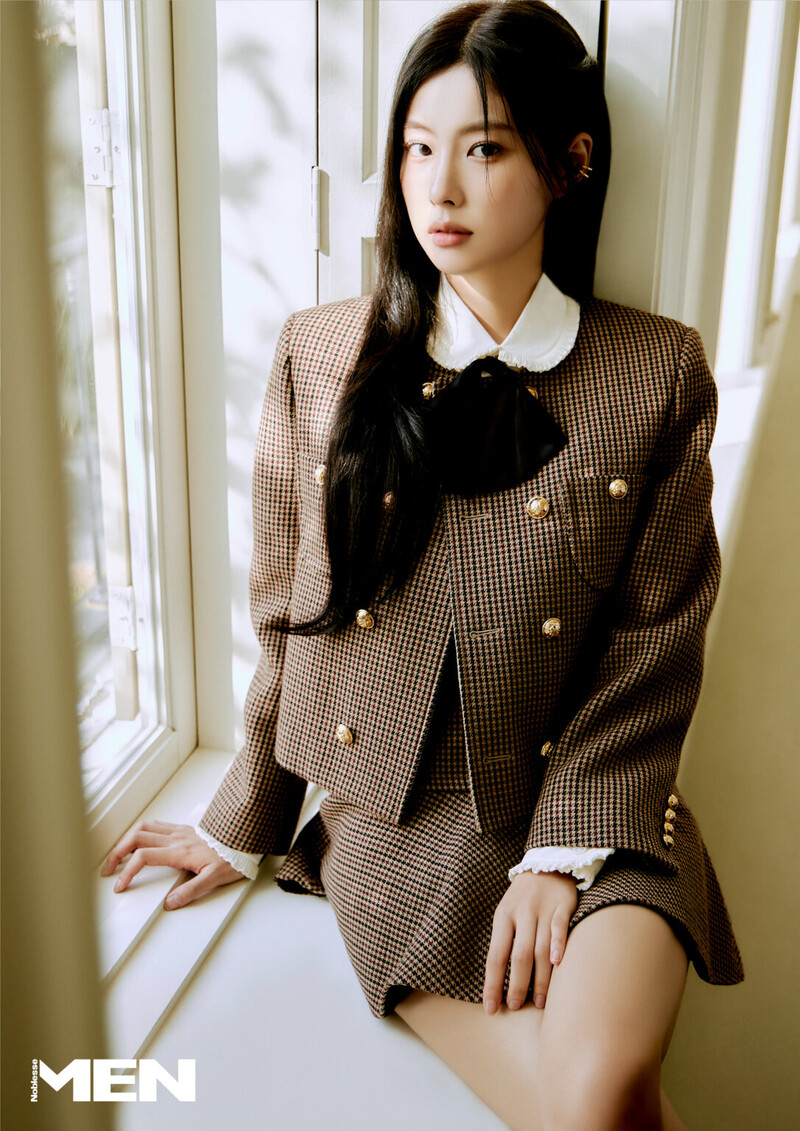 KANG HYEWON for MEN Noblesse Magazine November 2023 Issue 'The Girl We Like' documents 5