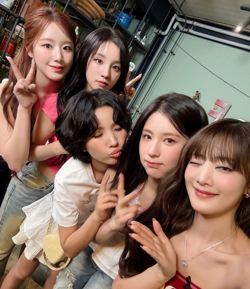 241030 - (G)I-DLE Twitter Update documents 2