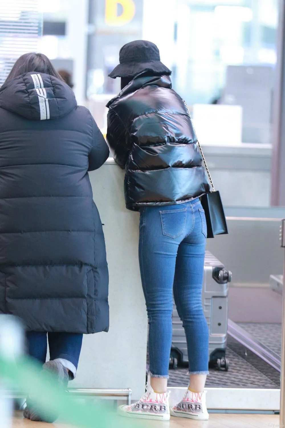 January 8 19 Airport Fashion Twice Tzuyu Kpopping